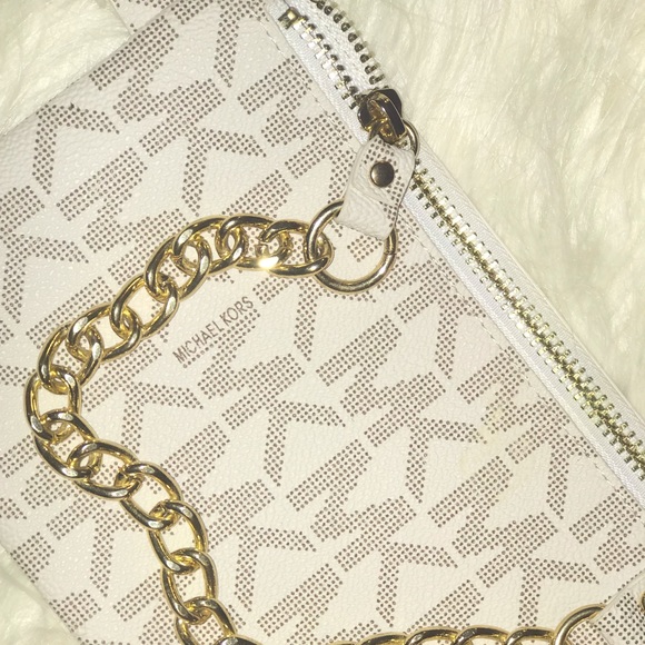 Michael Kors Handbags - Michael kors belt bag with pull chain